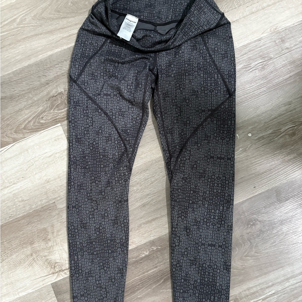 Patagonia Black Geometric Leggings